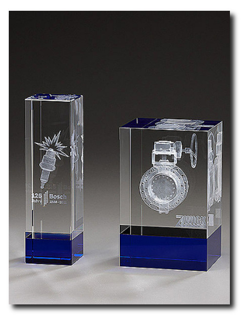 3D Foto in Glas mit farbigem Glassockel 3D Foto in Glas mit farbigem Glassockel