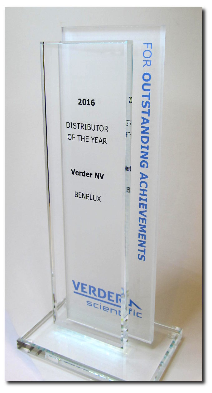 beide Glasteile mit hochwertigem UV-Druck beide Glasteile mit hochwertigem UV-Druck