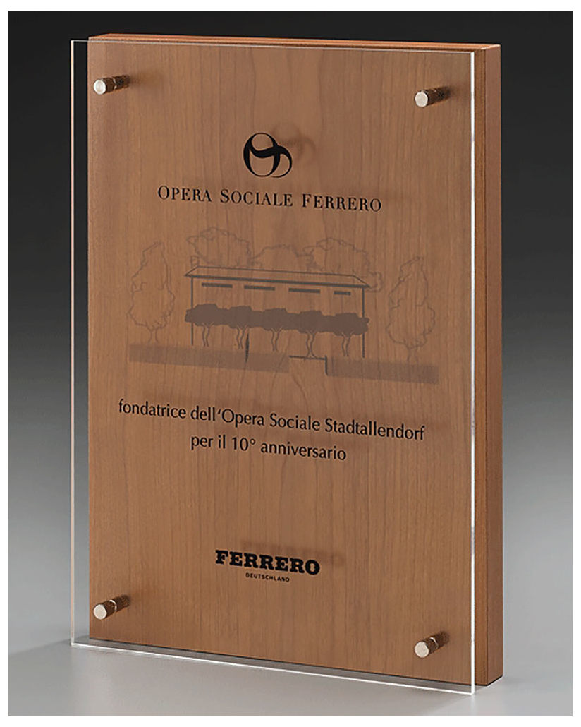 Glaspokale mit Gravur, Glastroph&auml;en, Glasawards, 3D Foto Glasgravur, Pokale:  Acrylaward Wooden-Plate